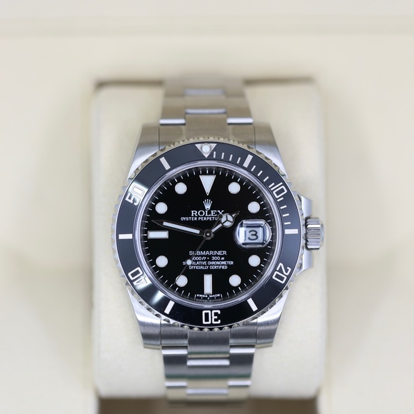 Rolex Submariner Ceramic 40mm - Picture 5 of 9